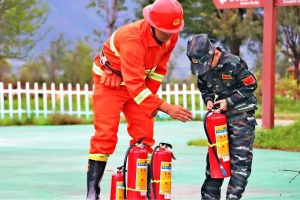 2020麗江軍事夏令營