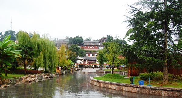 麗江戶外拓展訓練基地