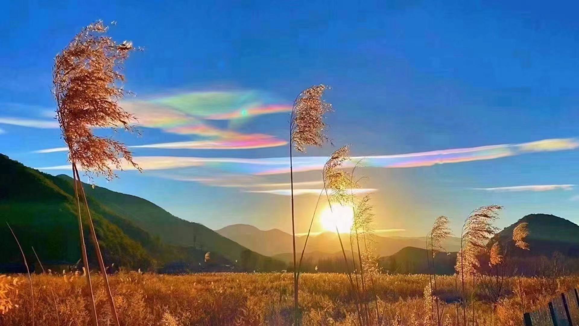 麗江天空七彩祥云驚艷來襲，你許愿了嗎？