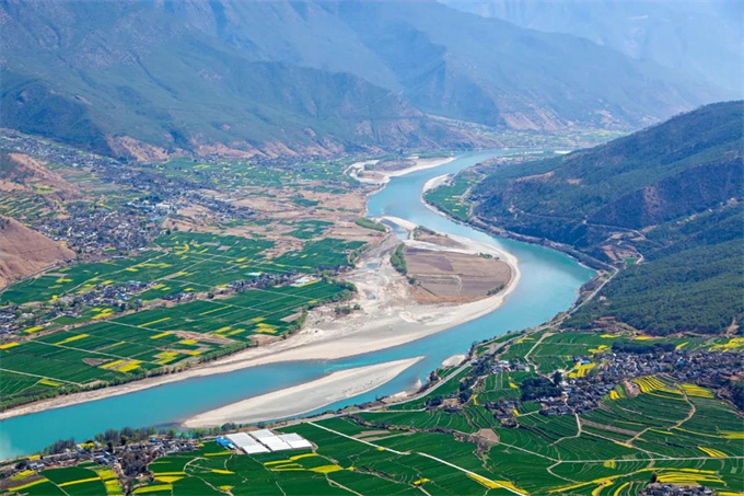 麗江旅游攻略：麗江，一座被金沙江偏愛(ài)的城市！來(lái)麗江體會(huì)非遺文化