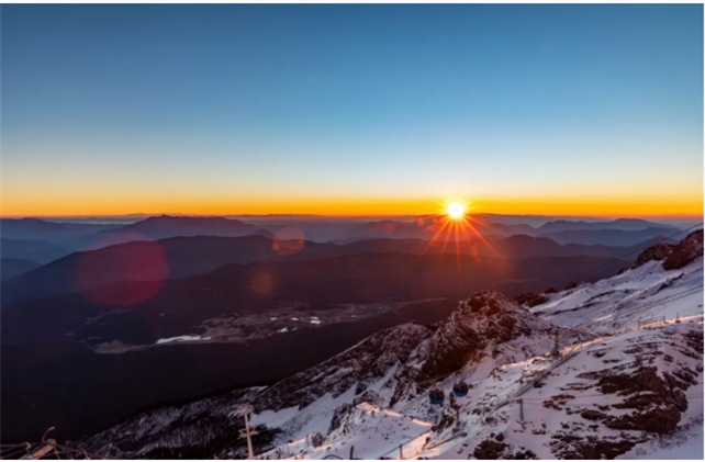 送你2022年麗江最美日出！